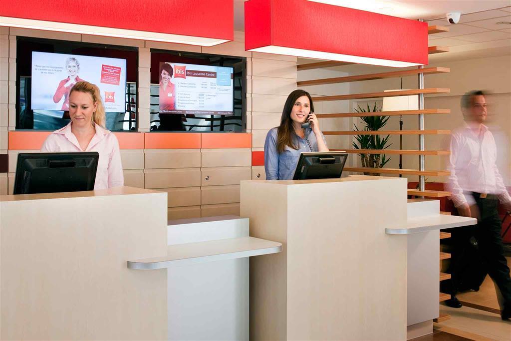 ibis Lausanne Centre Extérieur photo
