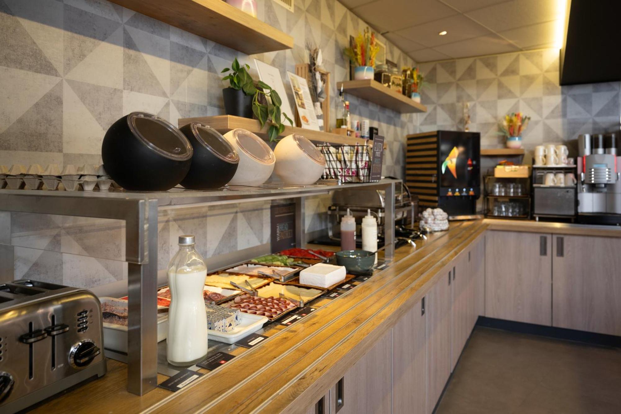 ibis Lausanne Centre Extérieur photo