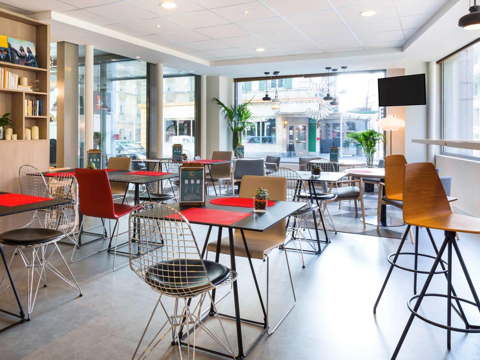 ibis Lausanne Centre Extérieur photo