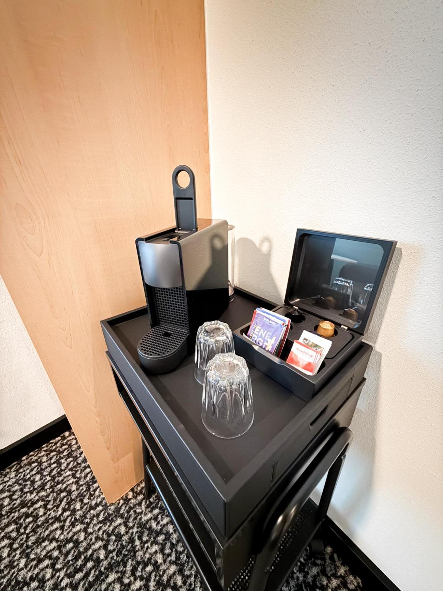 ibis Lausanne Centre Extérieur photo
